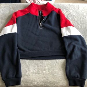 🌵 3/$20 Cropped crewneck